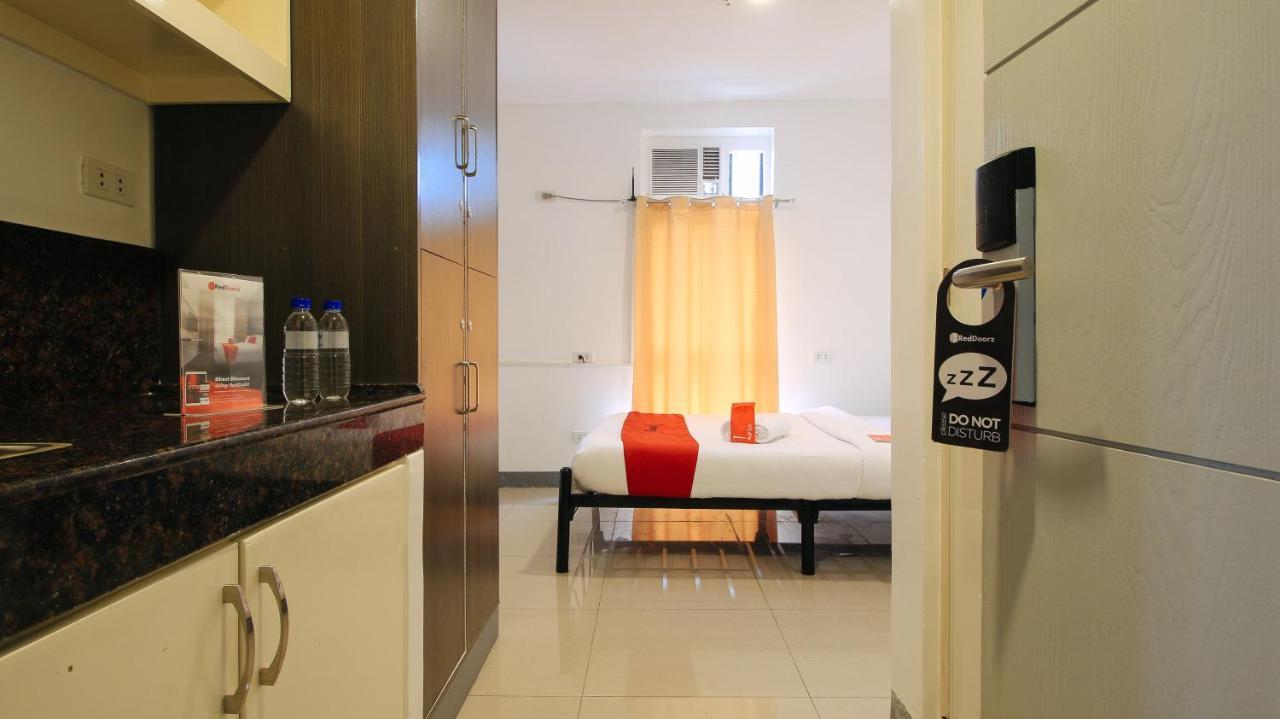 Reddoorz Plus @ Jardin Suites Guadalupe Nuevo Mandaluyong Zewnętrze zdjęcie