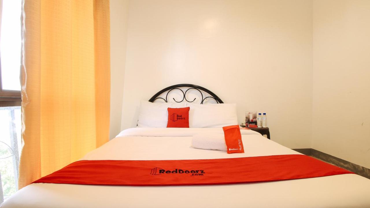 Reddoorz Plus @ Jardin Suites Guadalupe Nuevo Mandaluyong Zewnętrze zdjęcie